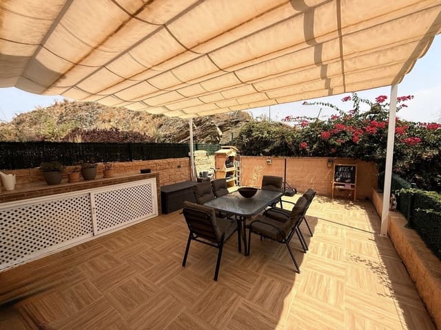 Casa de 2 habitaciones en Cerros del Águila, Mijas en venta con piscina garaje - 385.000 € (Ref: 9985906)