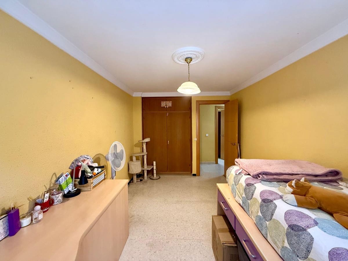 3 slaapkamer Appartement te koop in Fuengirola met garage - € 300.000 (Ref: 9985907)