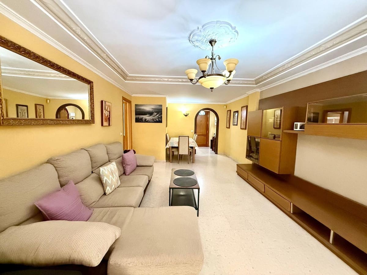 3 slaapkamer Appartement te koop in Fuengirola met garage - € 300.000 (Ref: 9985907)