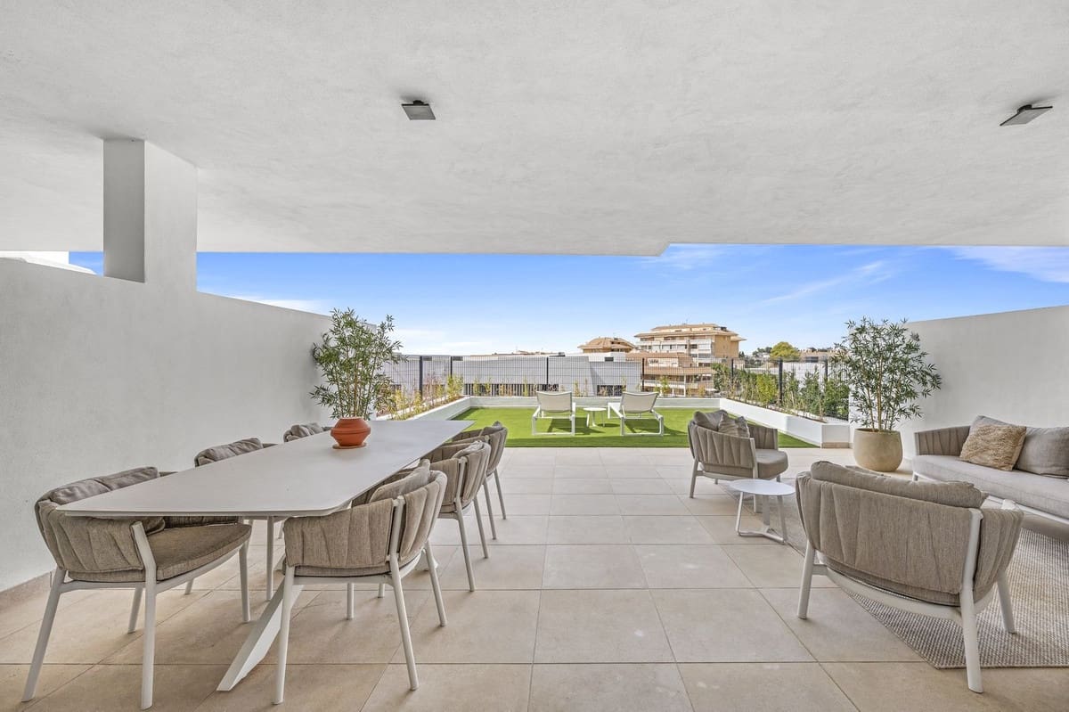 Apartamento de 2 habitaciones en Fuengirola en venta - 595.000 € (Ref: 9985909)