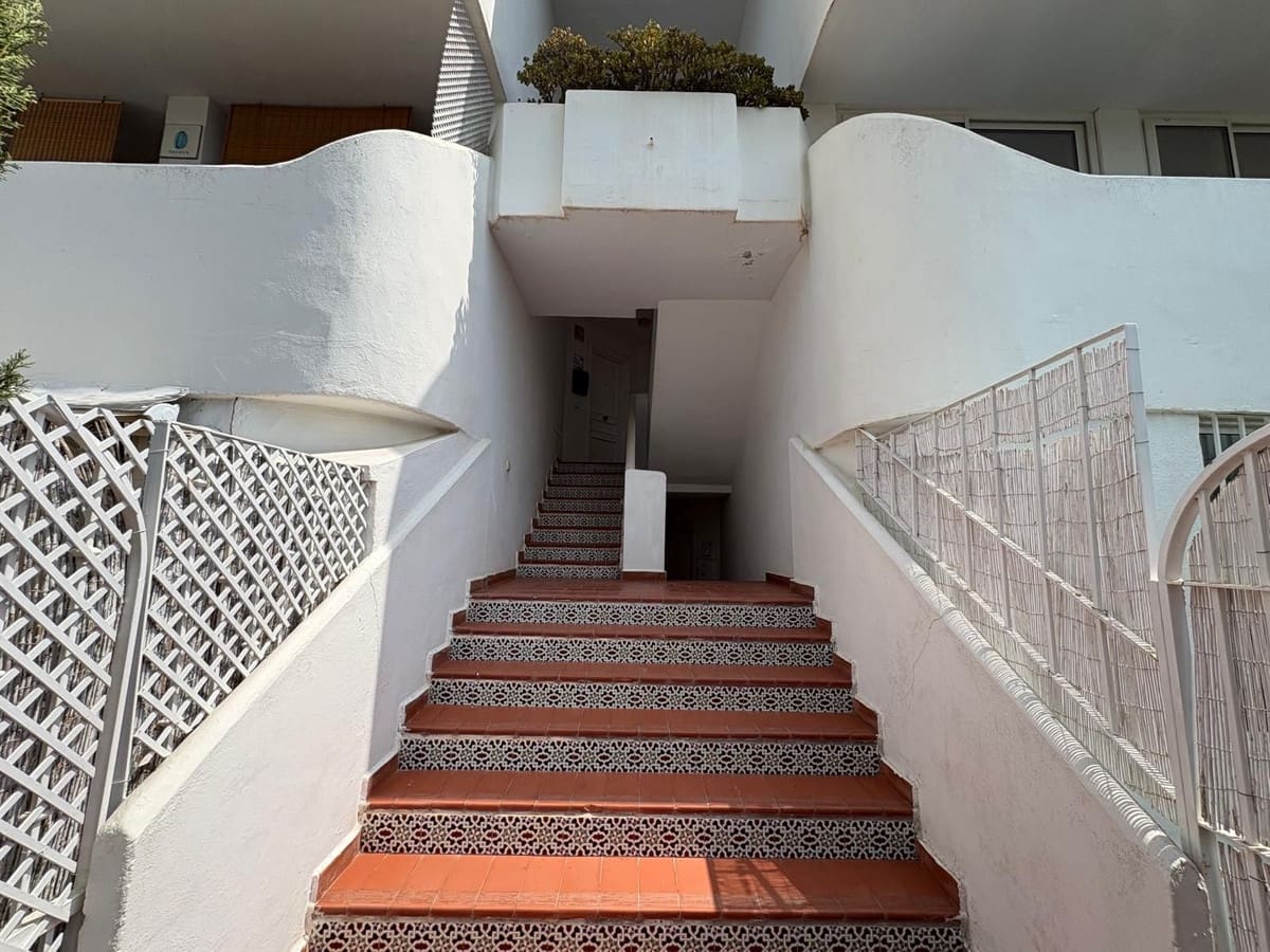 2 slaapkamer Appartement te koop in Mijas Golf met zwembad - € 340.000 (Ref: 9989868)