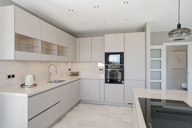 4 soveværelse Villa til salg i El Chaparral, Mijas med swimmingpool - € 1.599.000 (Ref: 9991837)