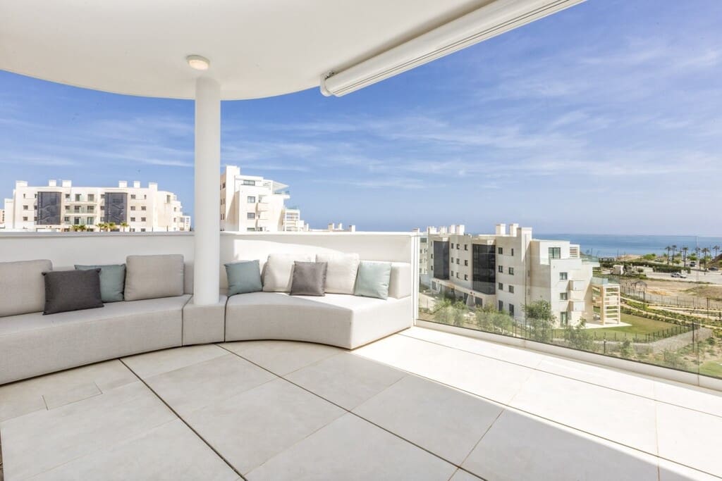3 sovrum Lägenhet till salu i Benalmadena med pool garage - 820 000 € (Ref: 9991838)