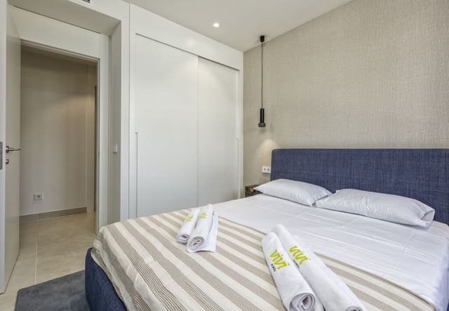 3 sovrum Lägenhet till salu i Benalmádena med pool garage - 820 000 € (Ref: 9991838)
