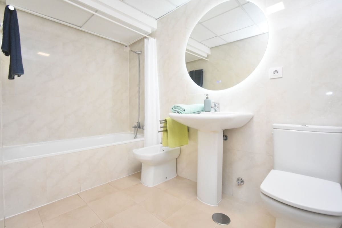 1 chambre Appartement à vendre à Puerto Banus - 695 000 € (Ref: 9991839)