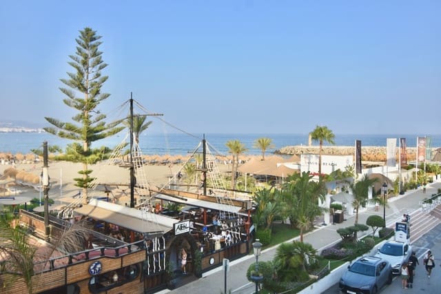 1 chambre Appartement à vendre à Puerto Banus, Marbella - 695 000 € (Ref: 9991839)