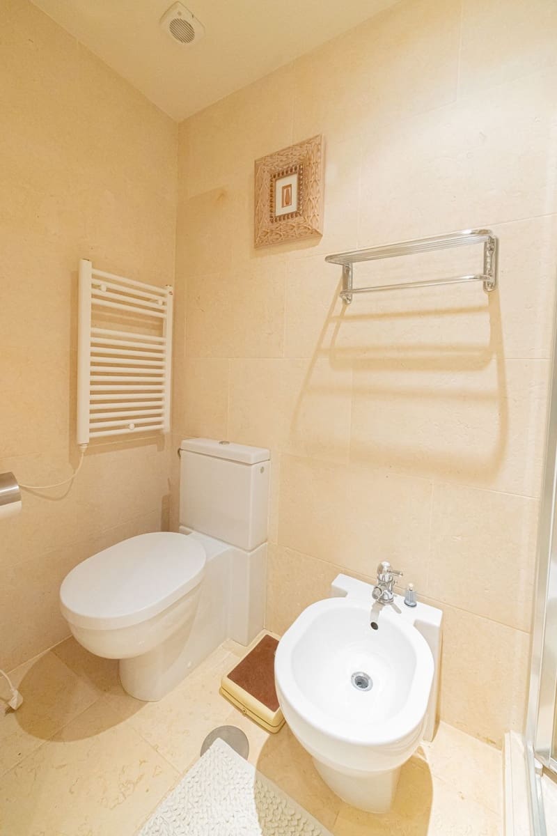 3 sovrum Lägenhet till salu i Nueva Andalucia med pool - 1 295 000 € (Ref: 9991840)