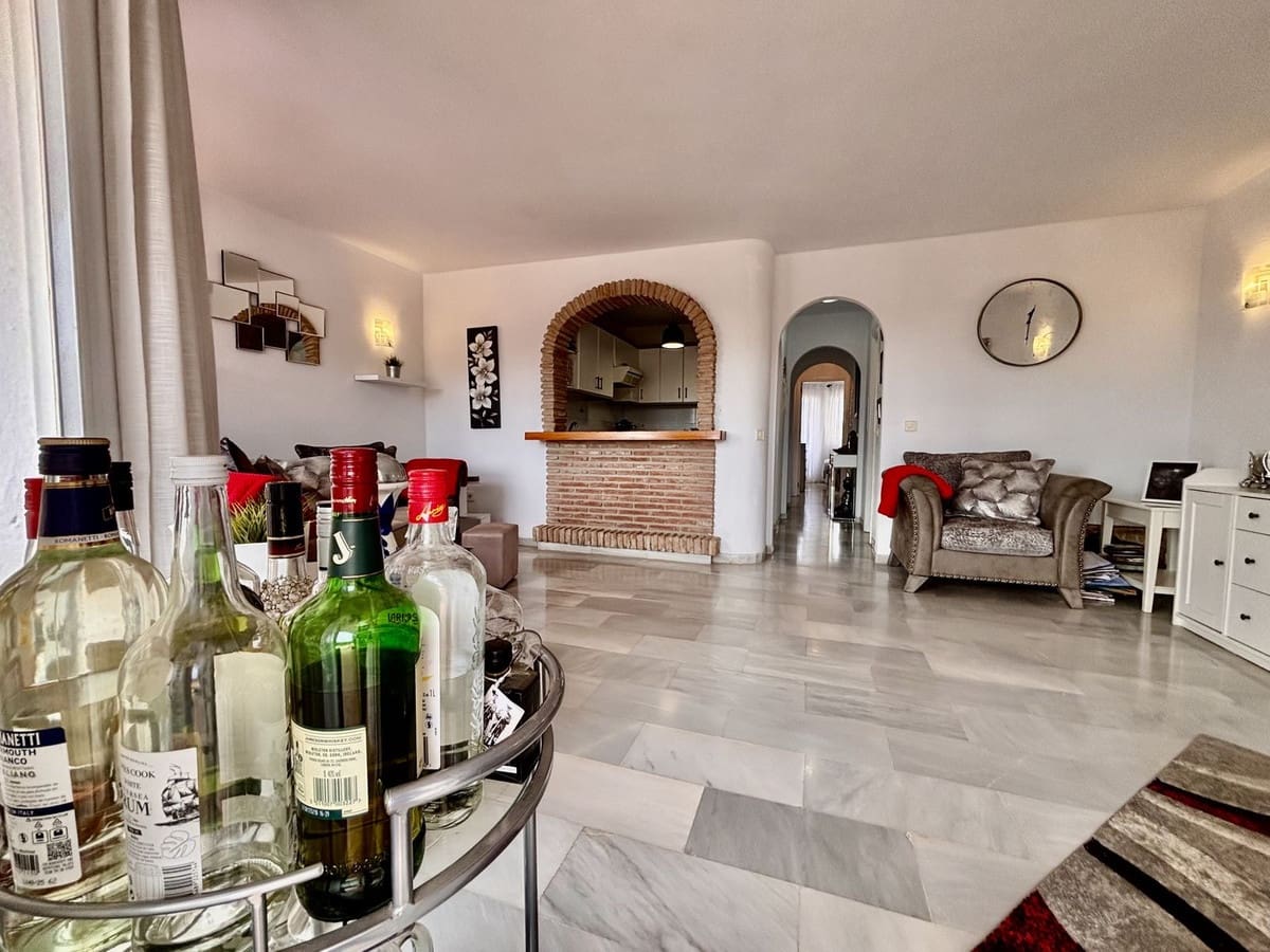 2 soveværelse Lejlighed til salg i Mijas Golf med swimmingpool garage - € 315.000 (Ref: 9991842)