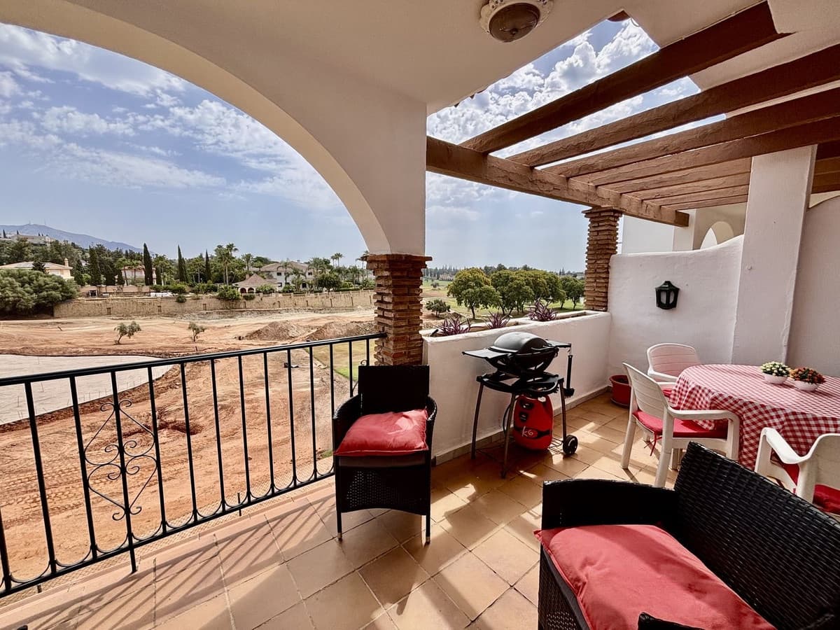 2 soveværelse Lejlighed til salg i Mijas Golf med swimmingpool garage - € 315.000 (Ref: 9991842)
