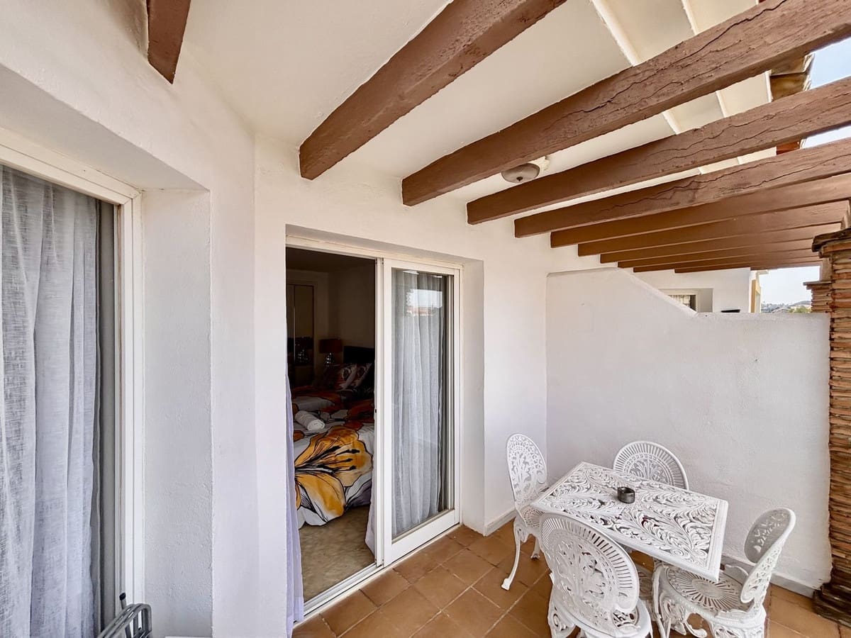 2 soveværelse Lejlighed til salg i Mijas Golf med swimmingpool garage - € 315.000 (Ref: 9991842)