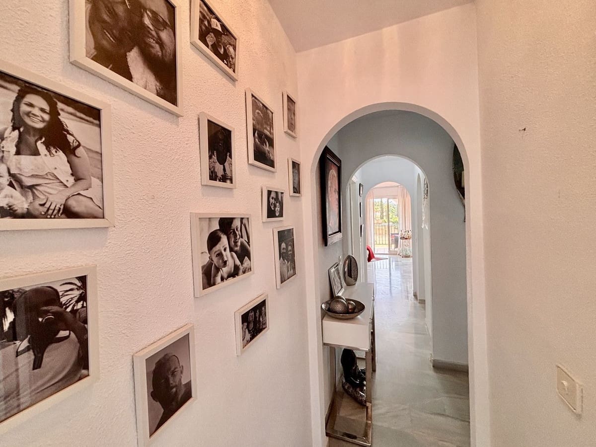2 soveværelse Lejlighed til salg i Mijas Golf med swimmingpool garage - € 315.000 (Ref: 9991842)