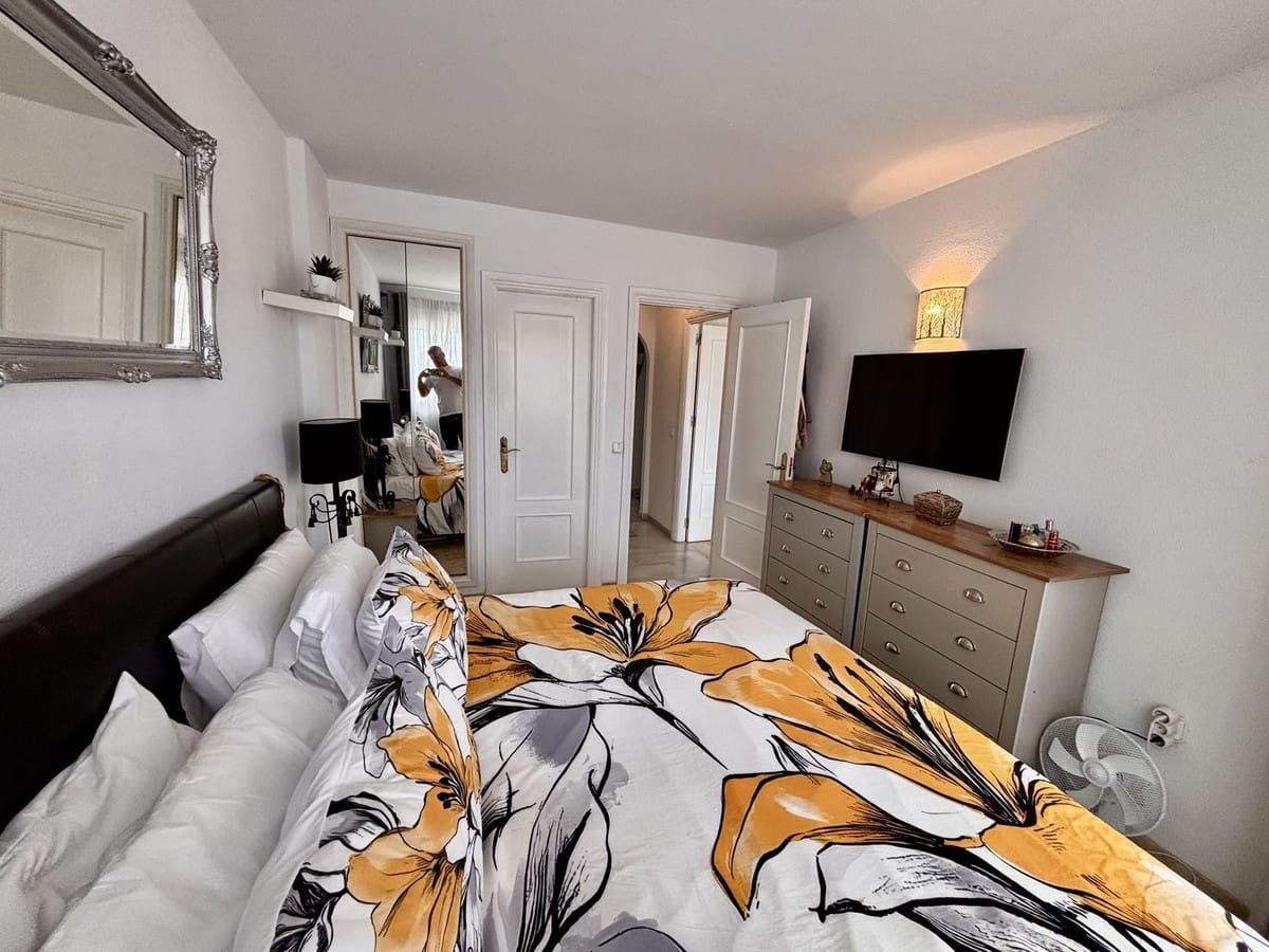 2 soveværelse Lejlighed til salg i Mijas Golf med swimmingpool garage - € 315.000 (Ref: 9991842)
