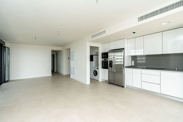 2 slaapkamer Appartement te koop in Torremolinos met zwembad - € 1.349.000 (Ref: 9991843)