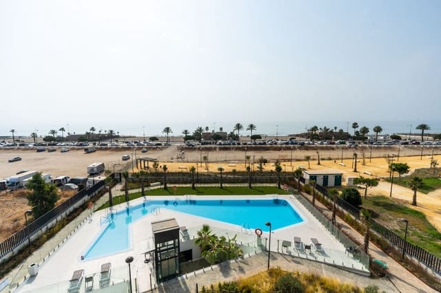 2 slaapkamer Appartement te koop in Torremolinos met zwembad - € 1.349.000 (Ref: 9991843)