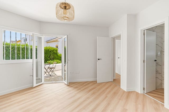 Apartamento de 3 habitaciones en Mijas Golf, Mijas en venta con piscina - 435.000 € (Ref: 9991846)