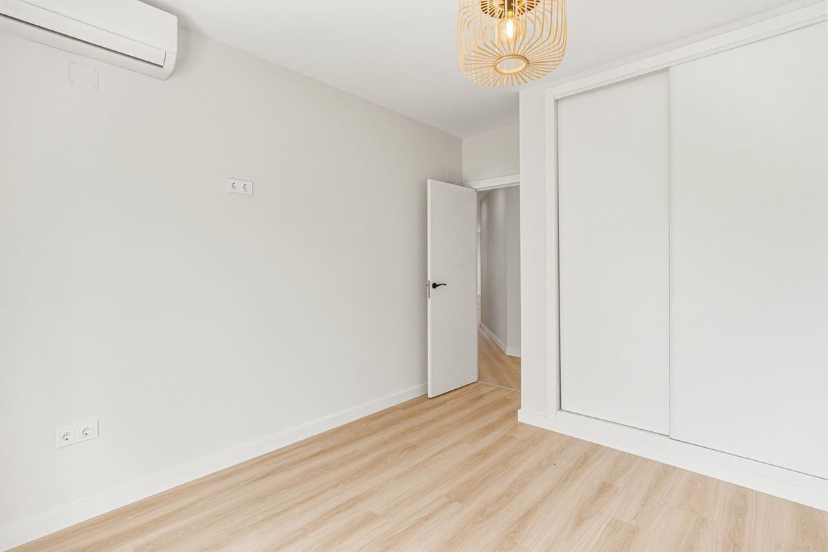 Apartamento de 3 habitaciones en Mijas Golf en venta con piscina - 435.000 € (Ref: 9991846)
