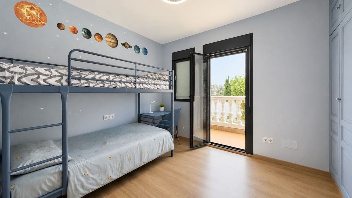 9 camera da letto Villetta Bifamiliare in vendita in Nueva Andalucia - 1.450.000 € (Rif: 9991848)