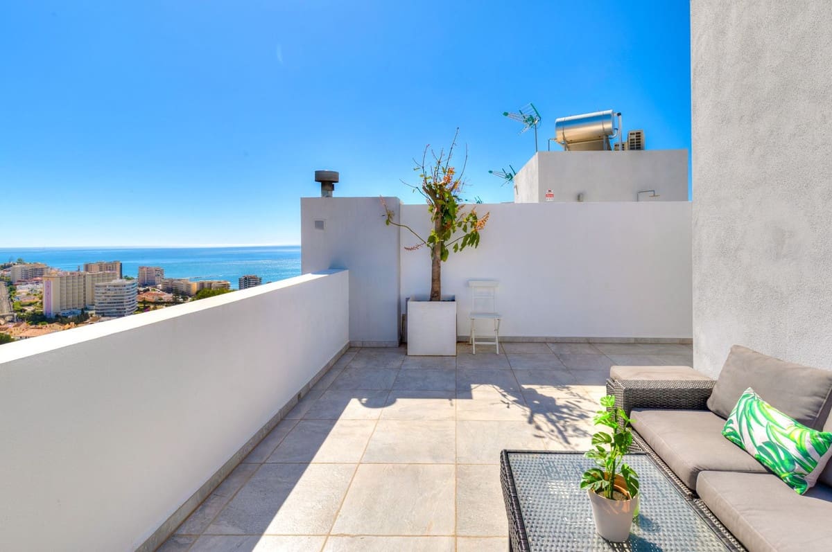 3 soveværelse Byhus til salg i Fuengirola med swimmingpool - € 575.000 (Ref: 9993686)