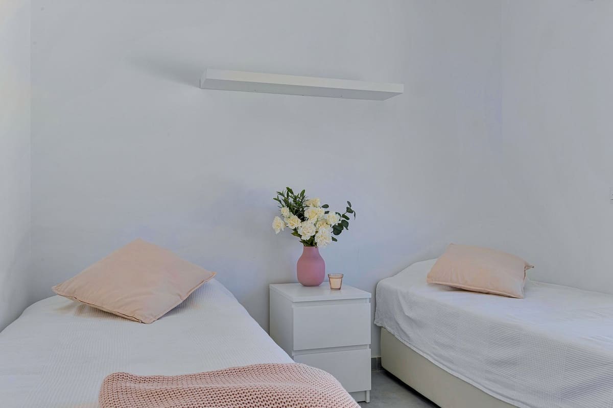 3 soveværelse Byhus til salg i Fuengirola med swimmingpool - € 575.000 (Ref: 9993686)