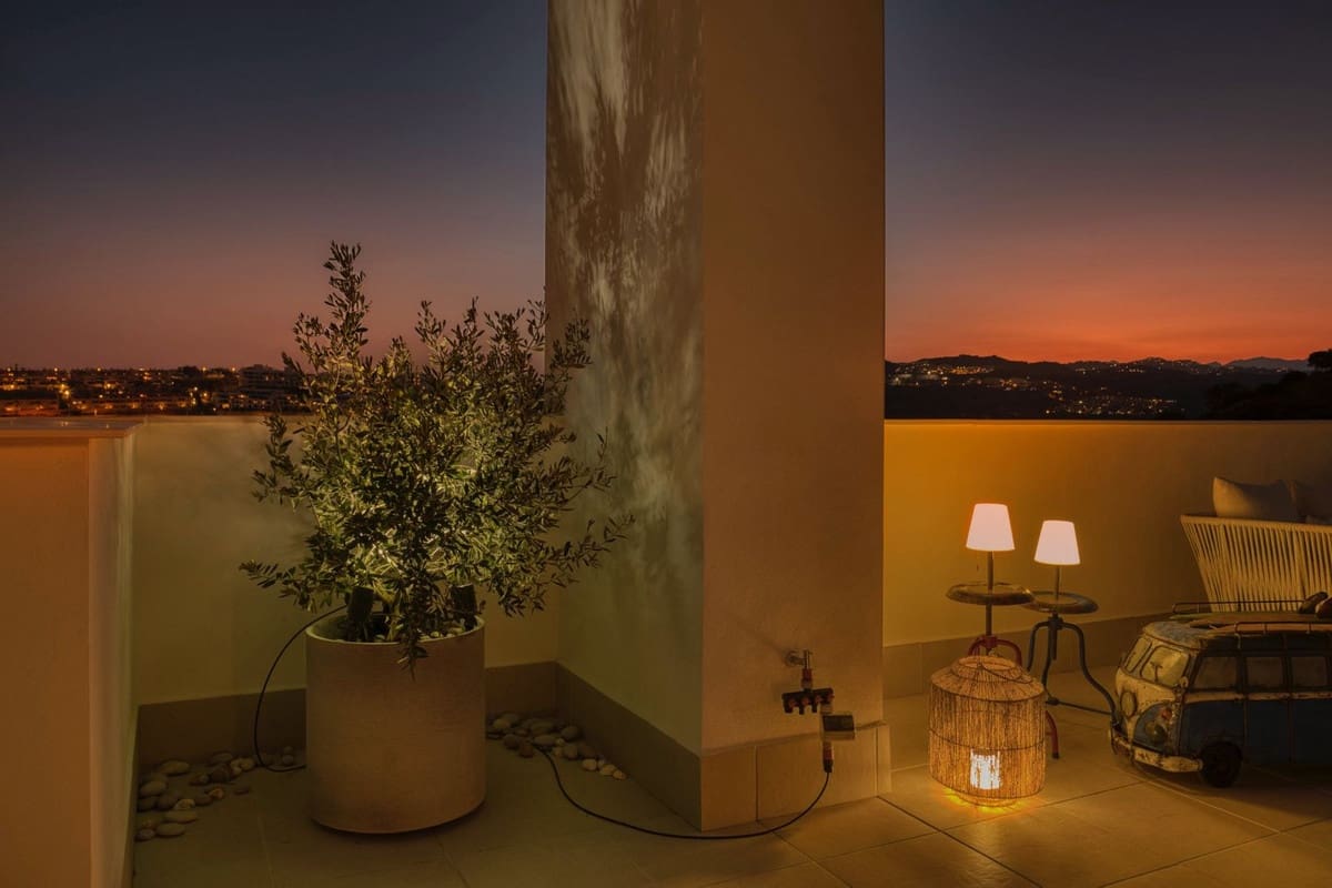 3 soveværelse Semi-Rækkehus til salg i La Cala de Mijas med swimmingpool - € 1.048.000 (Ref: 9993687)