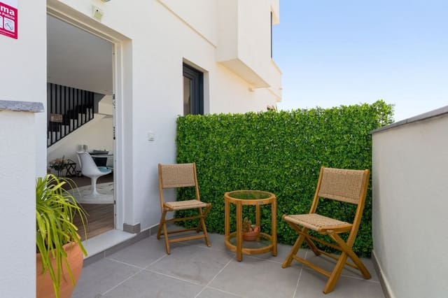 Pareado de 3 habitaciones en La Cala de Mijas, Mijas en venta con piscina - 1.048.000 € (Ref: 9993687)