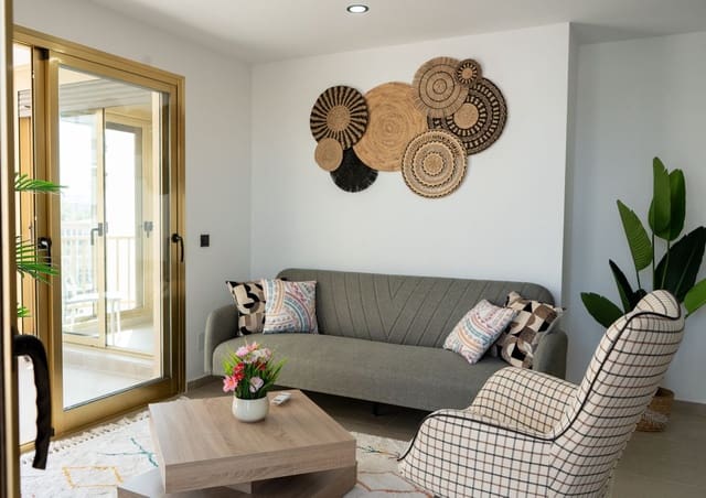 2 bedroom Apartment for sale in Fuengirola - € 495,000 (Ref: 9997865)