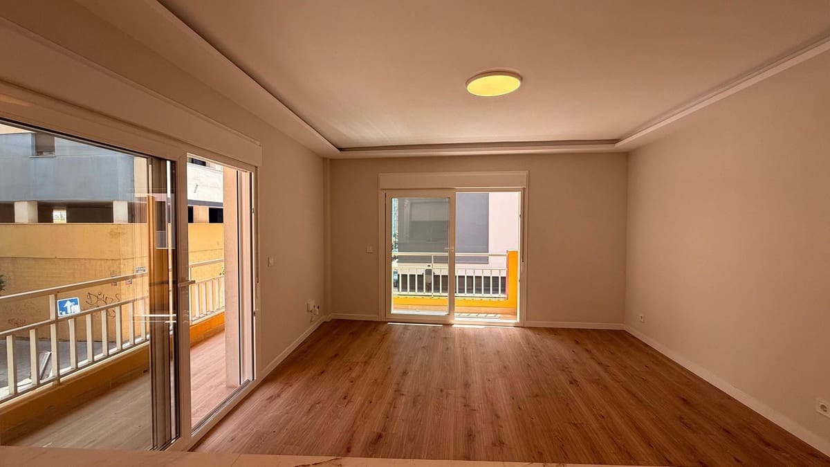 3 soveværelse Lejlighed til salg i Fuengirola - € 399.900 (Ref: 9997867)