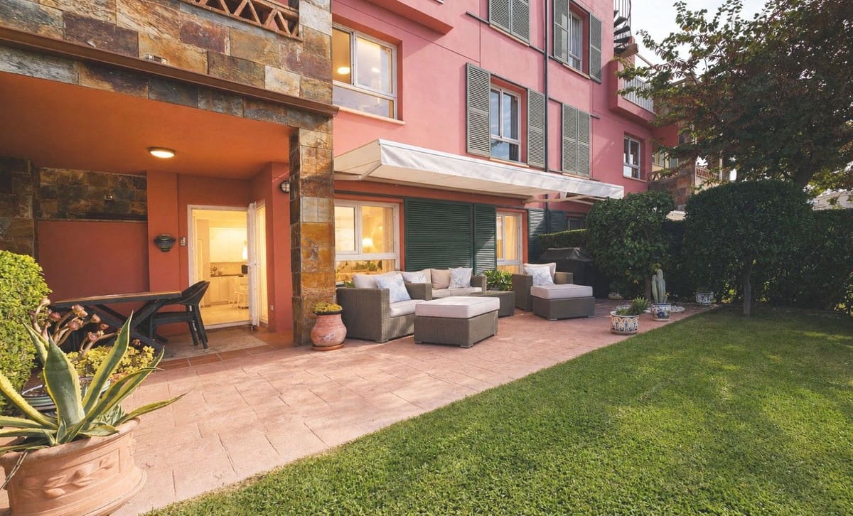 Apartamento de 3 habitaciones en Benalmádena en venta con piscina - 495.000 € (Ref: 9997868)