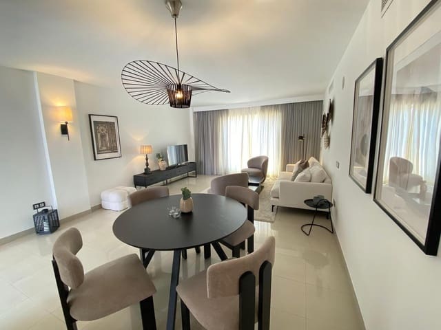 Apartamento de 2 habitaciones en Cancelada, Estepona en venta con piscina - 430.000 € (Ref: 9997869)