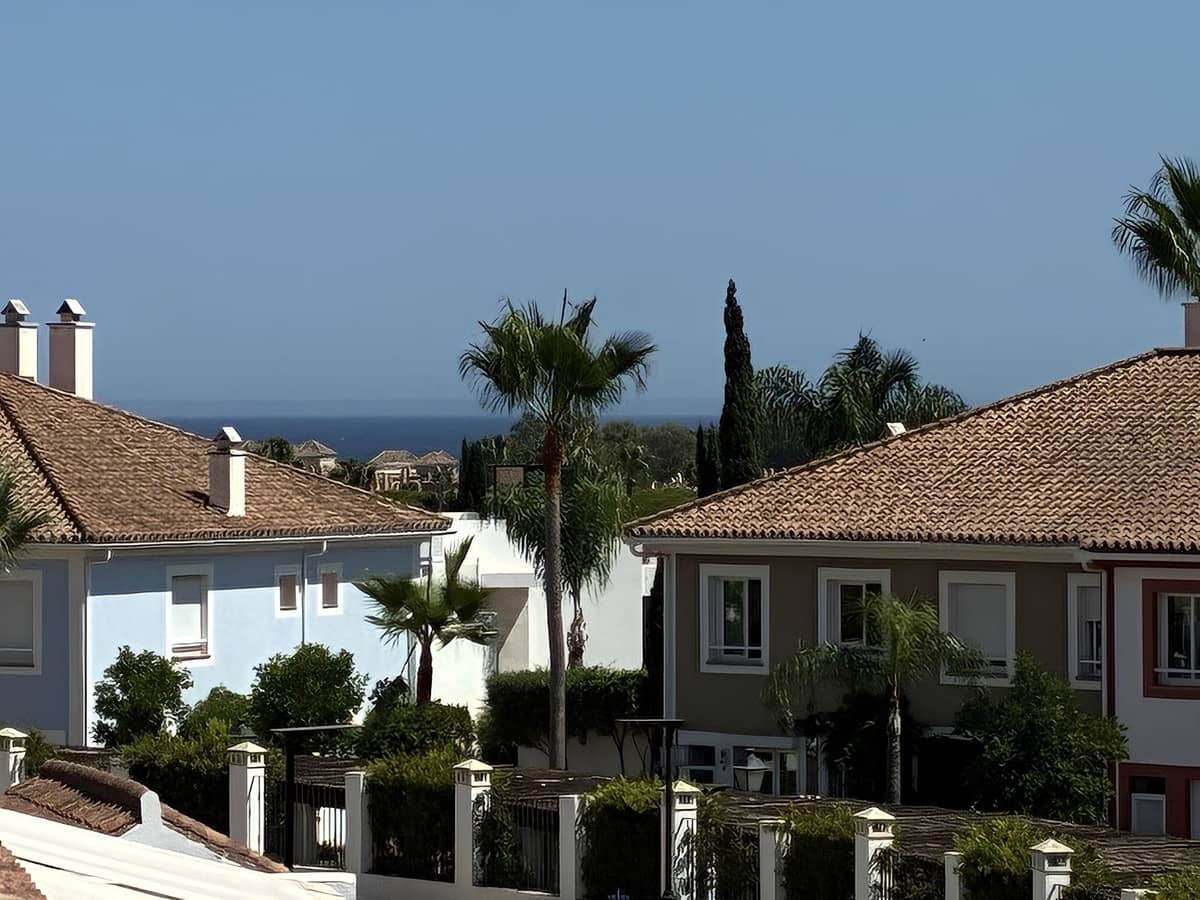 2 bedroom Apartment for sale in Cancelada with pool - € 430,000 (Ref: 9997869)