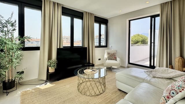 2 soverom Leilighet til salgs i Puerto Banus, Marbella med svømmebasseng - € 1 300 000 (Ref: 9997871)