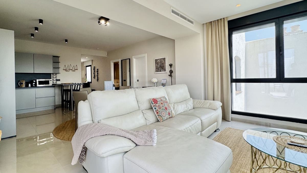 2 soverom Leilighet til salgs i Puerto Banus med svømmebasseng - € 1 300 000 (Ref: 9997871)