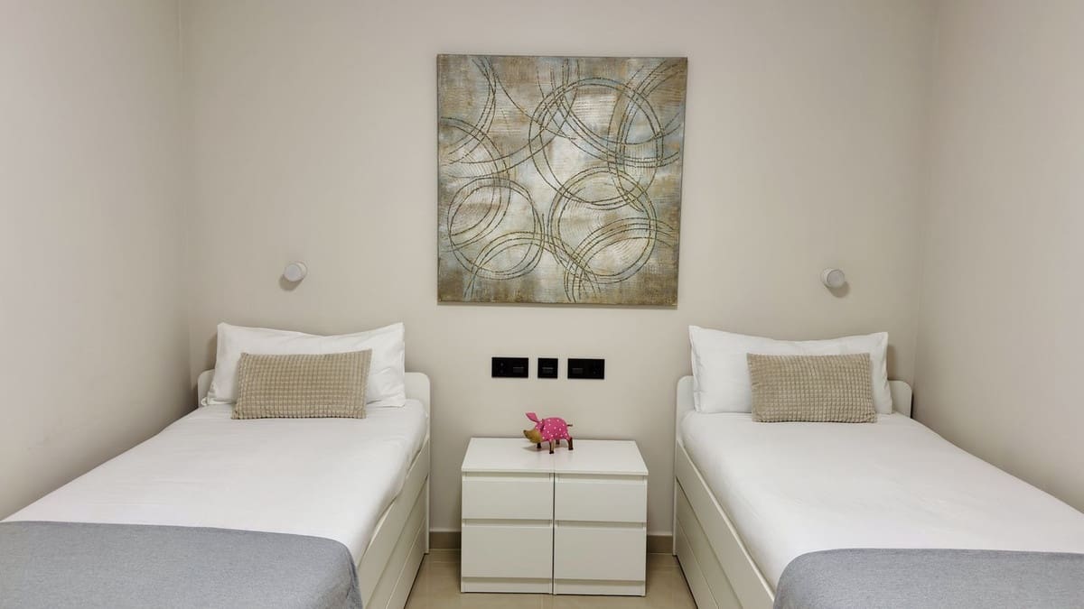 2 soverom Leilighet til salgs i Puerto Banus med svømmebasseng - € 1 300 000 (Ref: 9997871)