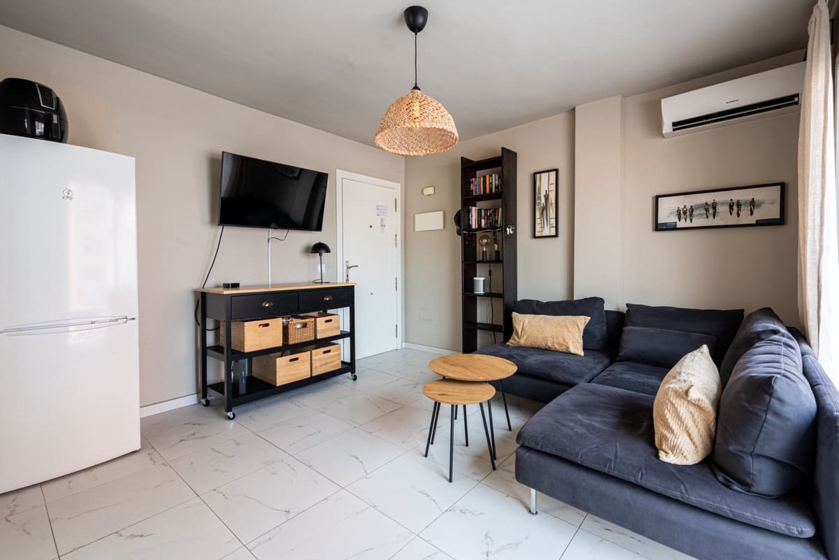 2 Zimmer Apartment zu verkaufen in Fuengirola - 400.000 € (Ref: 9999923)