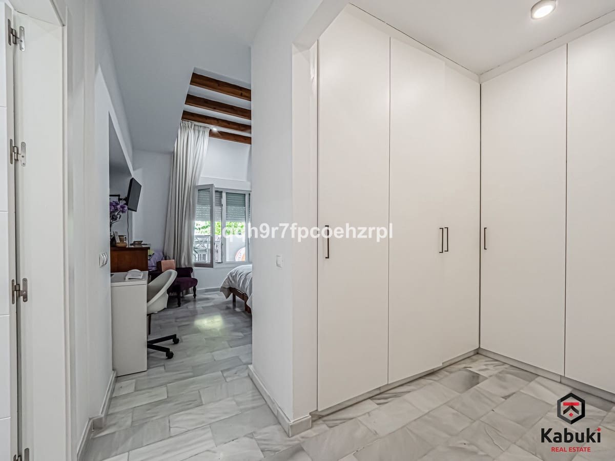 4 soverom Villa til salgs i La Reserva med svømmebasseng - € 820 000 (Ref: 9999924)