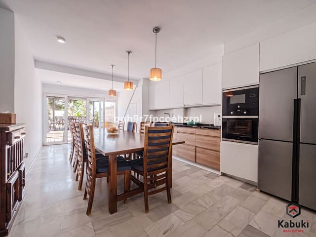 4 soverom Villa til salgs i La Reserva, Marbella med svømmebasseng - € 820 000 (Ref: 9999924)