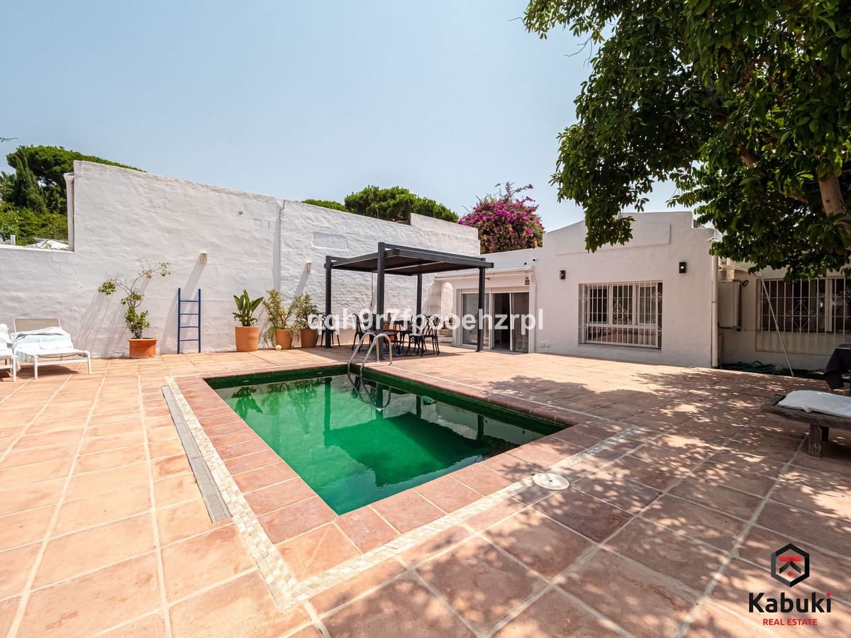 4 soverom Villa til salgs i La Reserva med svømmebasseng - € 820 000 (Ref: 9999924)