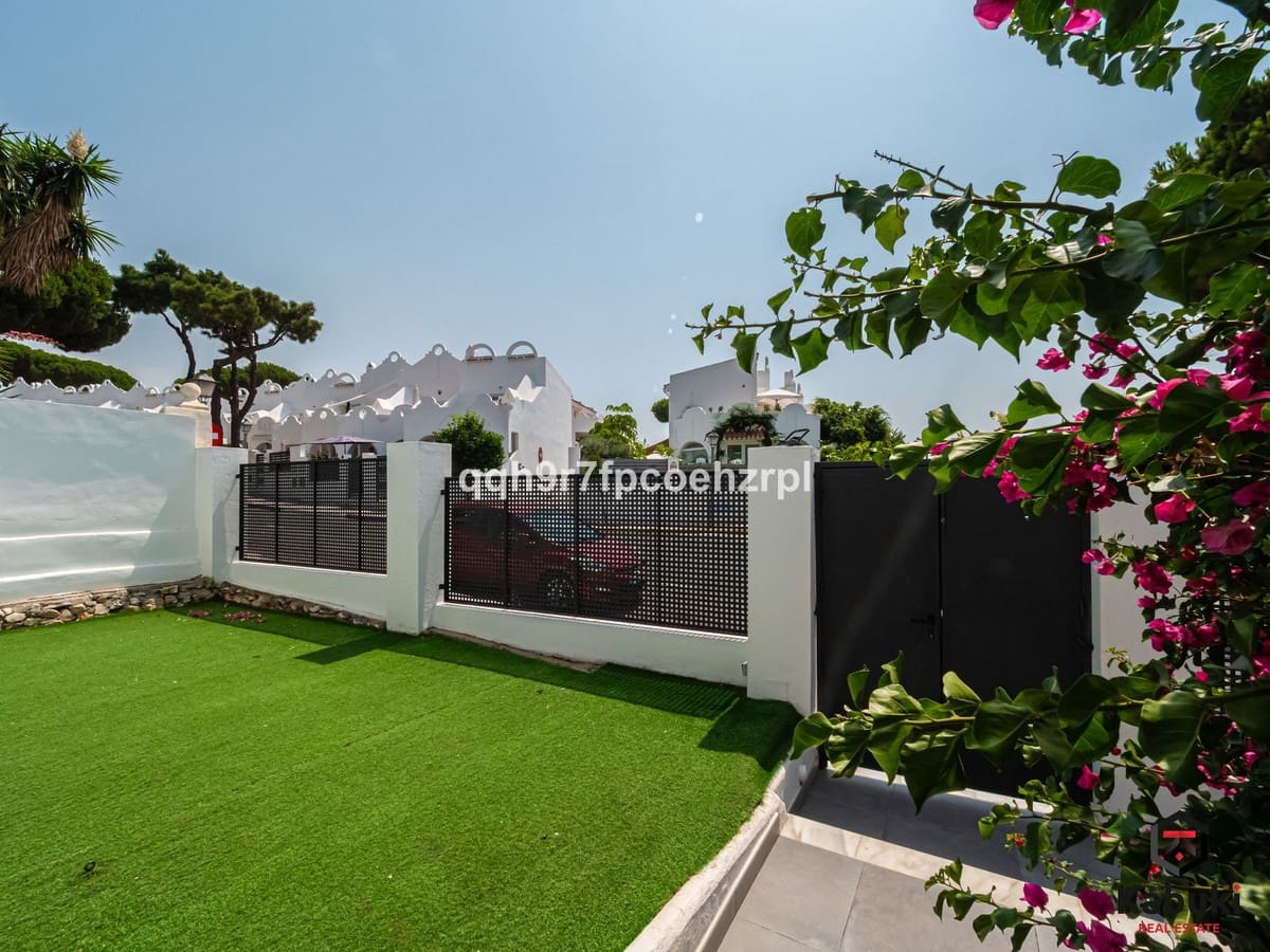4 soverom Villa til salgs i La Reserva med svømmebasseng - € 820 000 (Ref: 9999924)