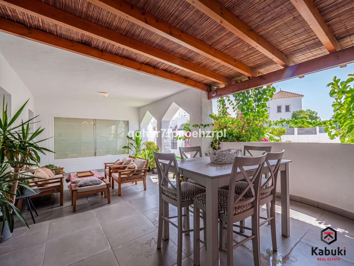 4 soverom Villa til salgs i La Reserva med svømmebasseng - € 820 000 (Ref: 9999924)