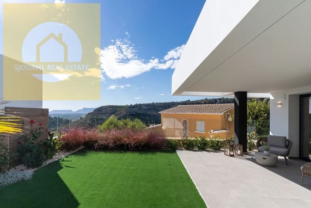 3 bedroom Apartment for sale in Moraira, Teulada-Moraira with pool - € 412,800 (Ref: 8660798)