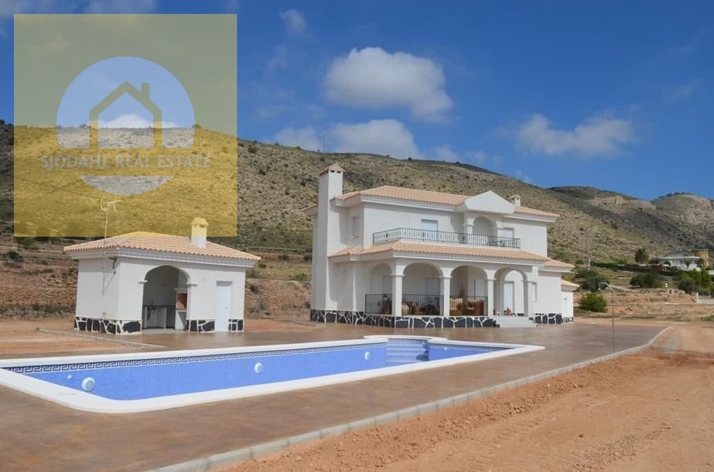 4 sovrum Villa till salu i Pinoso med pool - 450 000 € (Ref: 8718195)