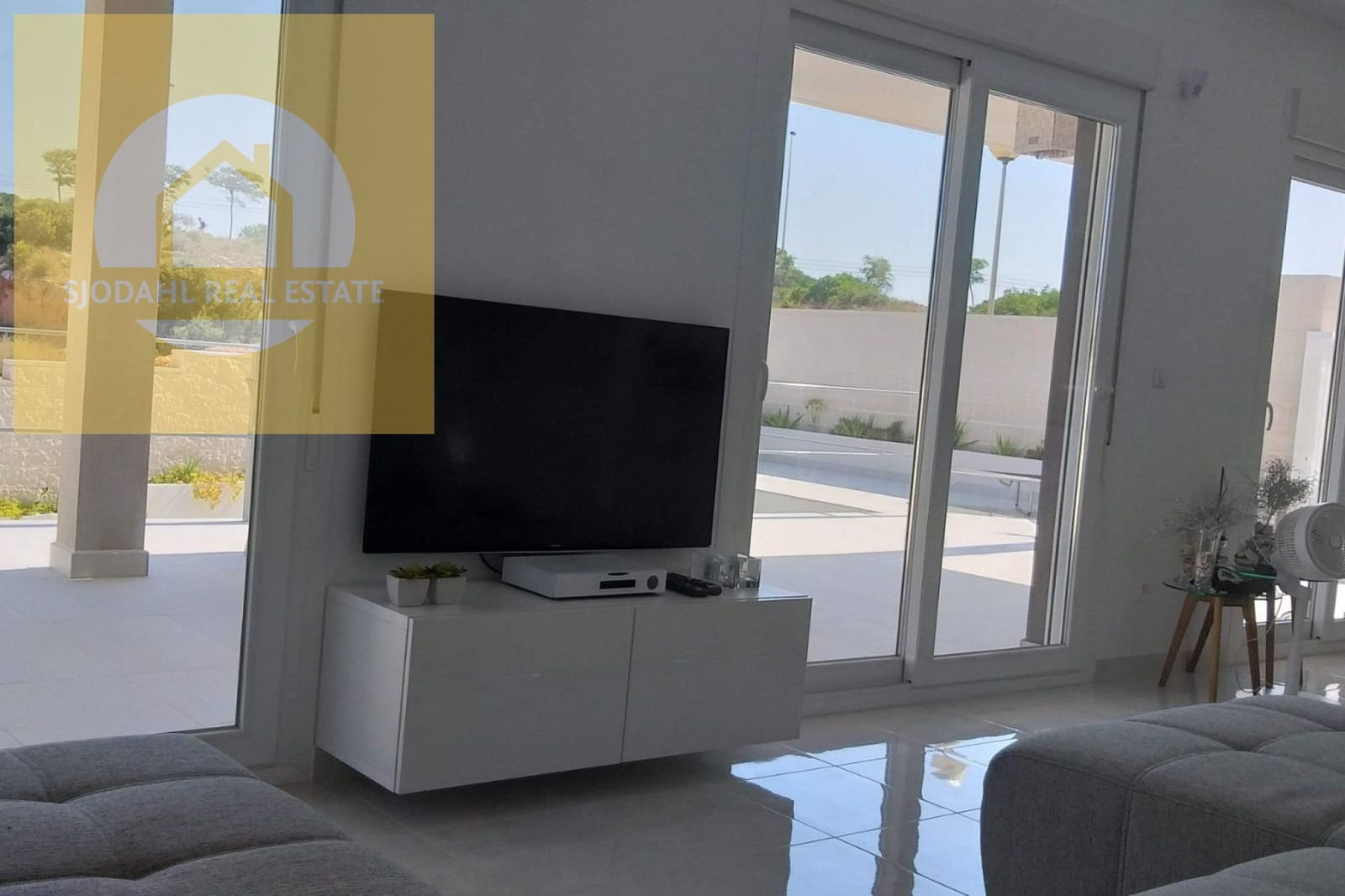 4 sovrum Villa till salu i Gran Alacant med pool - 599 000 € (Ref: 9131456)