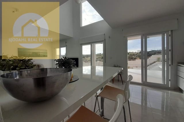 4 bedroom Villa for sale in Monte y Mar, Santa Pola with pool - € 599,000 (Ref: 9131456)