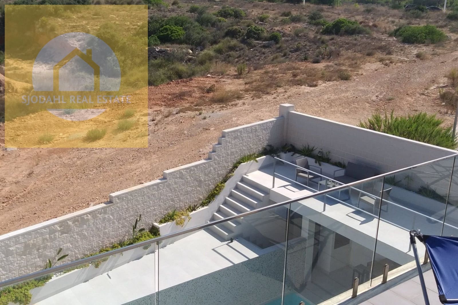 4 sovrum Villa till salu i Gran Alacant med pool - 599 000 € (Ref: 9131456)