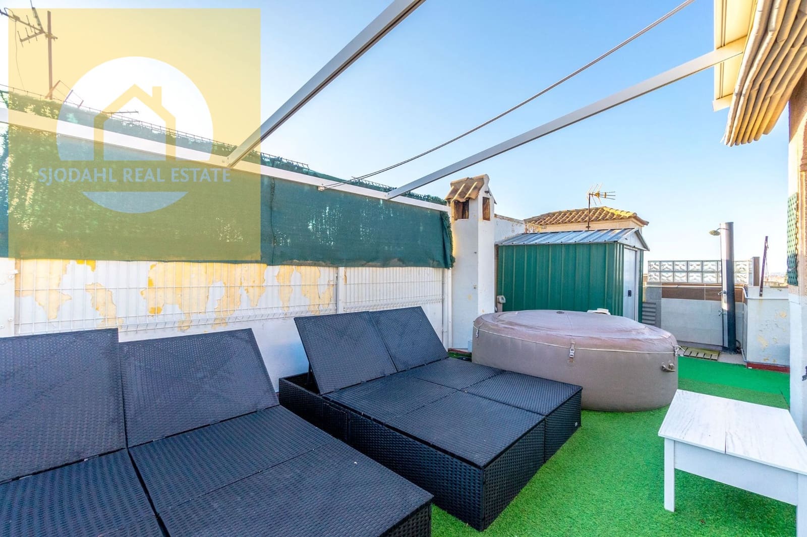 Dom na sprzedaż w Aguas Nuevas z basenem garażem - 235 000 € (Ref: 9131459)