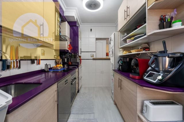 Townhouse for sale in Aguas Nuevas, Torrevieja with pool garage - € 235,000 (Ref: 9131459)