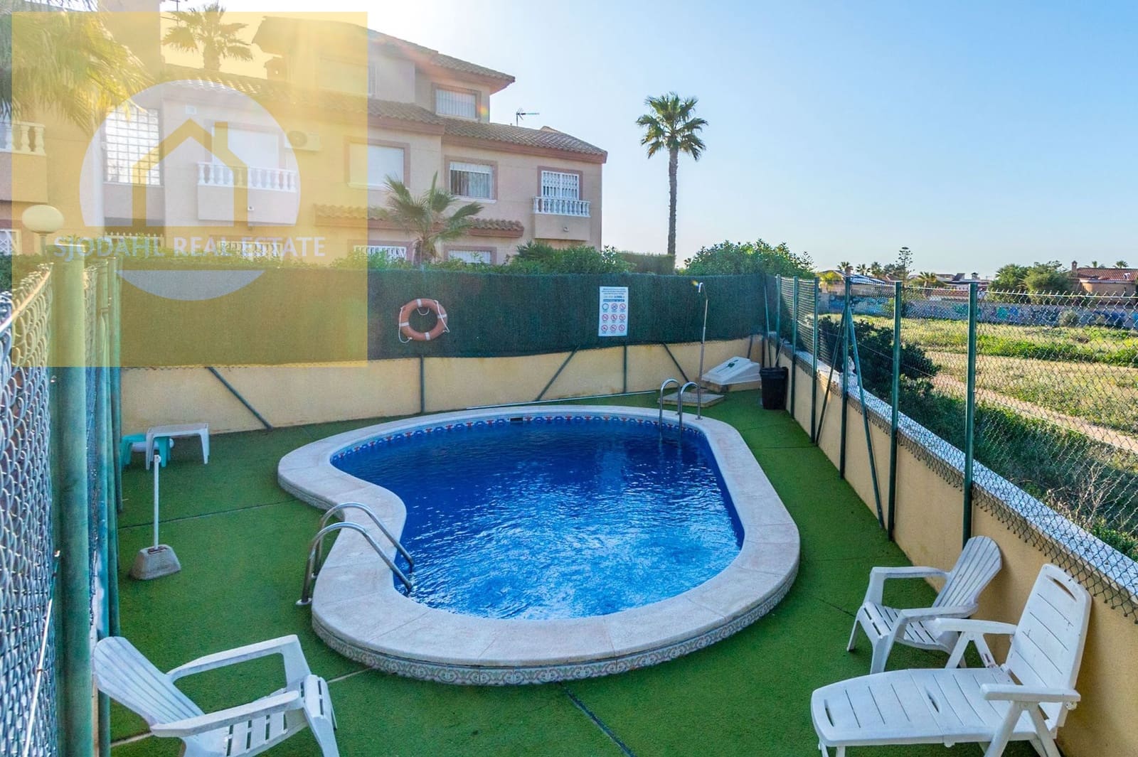 Dom na sprzedaż w Aguas Nuevas z basenem garażem - 235 000 € (Ref: 9131459)