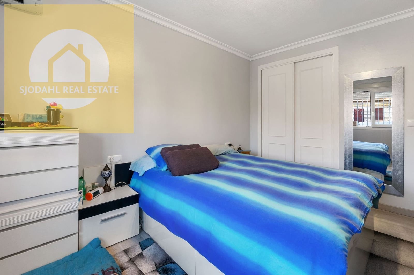 Dom na sprzedaż w Aguas Nuevas z basenem garażem - 235 000 € (Ref: 9131459)