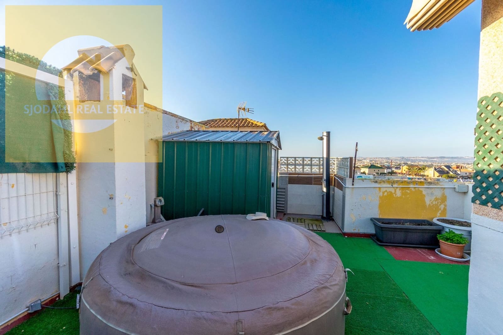 Dom na sprzedaż w Aguas Nuevas z basenem garażem - 235 000 € (Ref: 9131459)