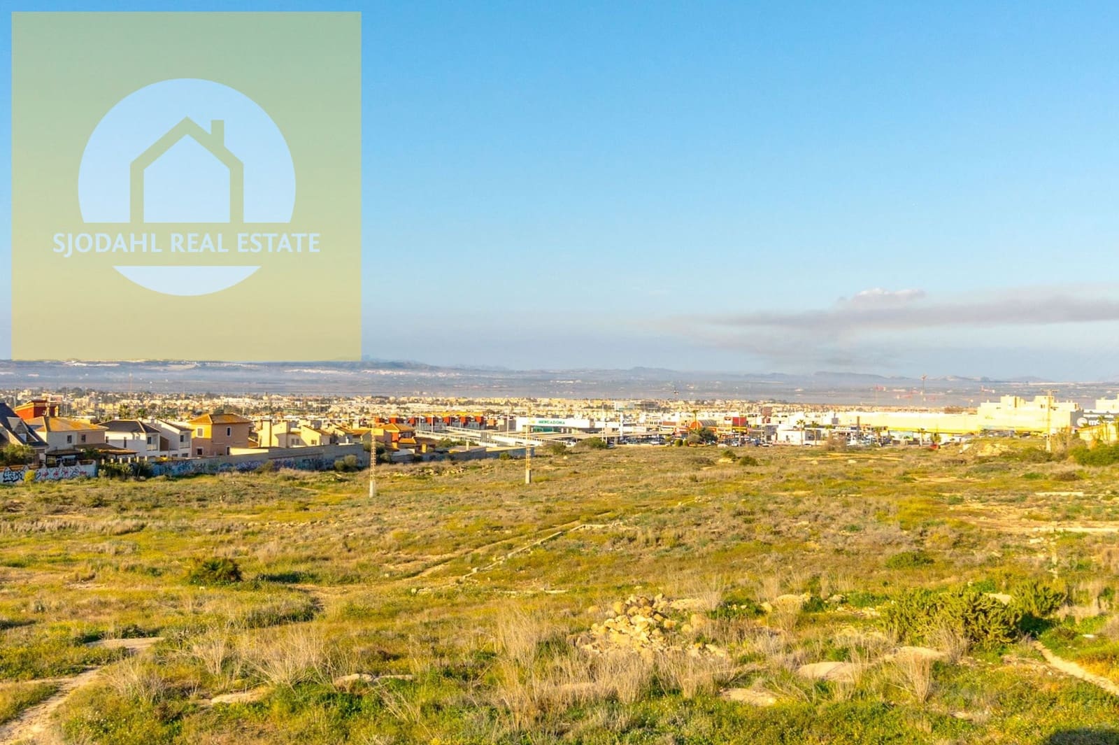 Dom na sprzedaż w Aguas Nuevas z basenem garażem - 235 000 € (Ref: 9131459)